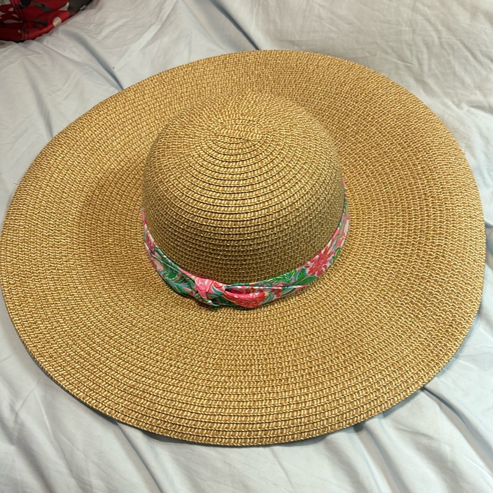 Lilly Pulitzer straw hat